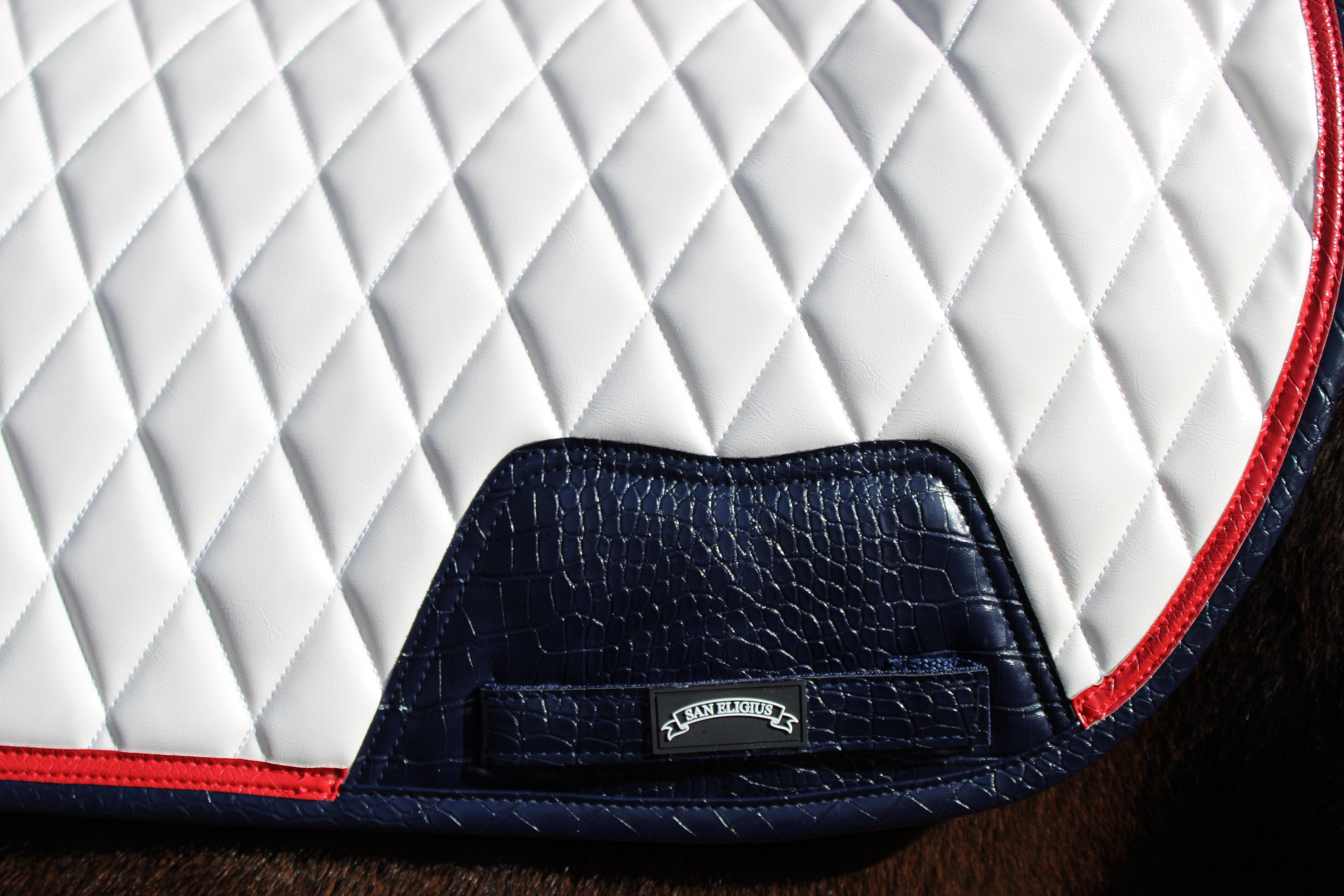 Jump Saddle Pad | White San Eligius