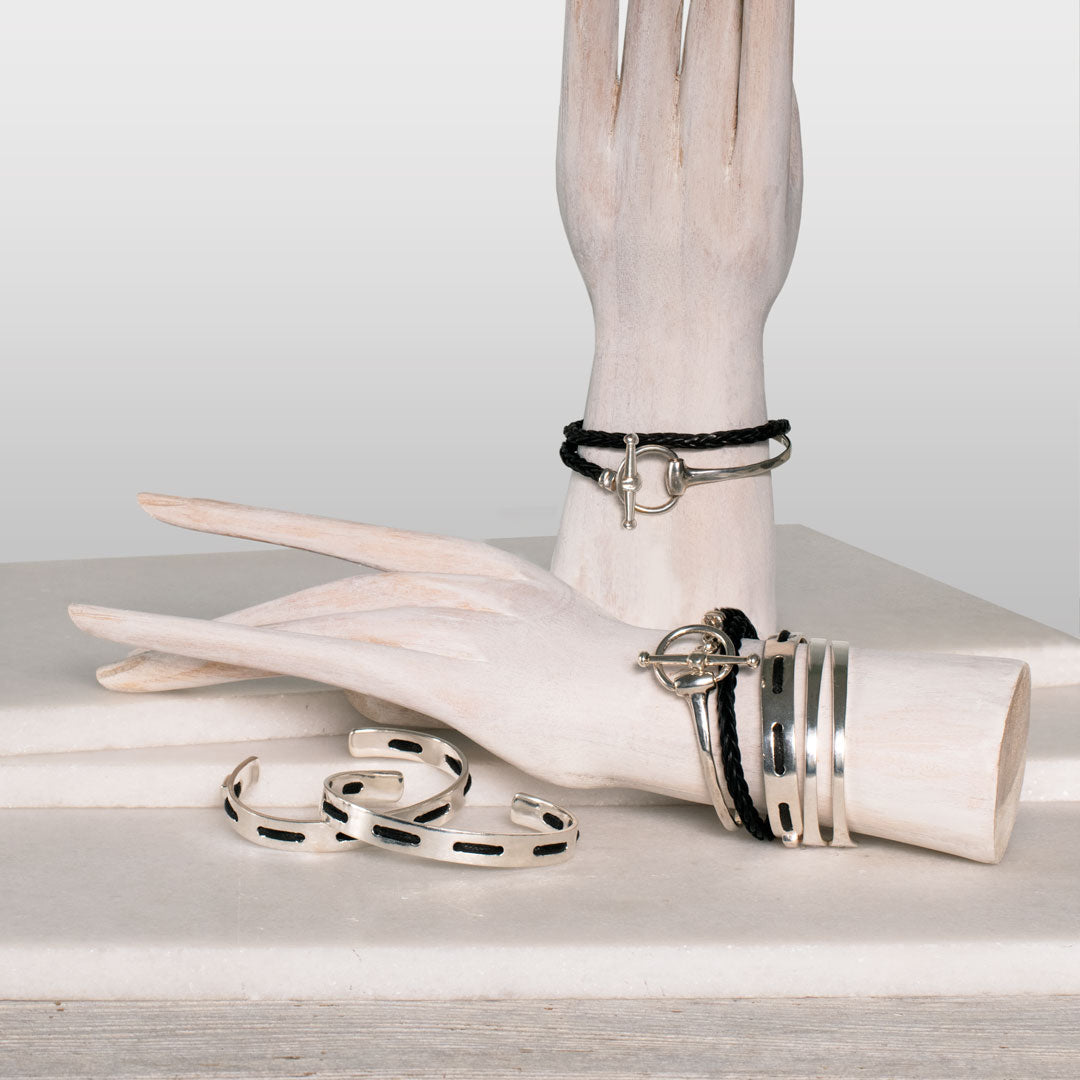 Odeza - Wrap Around Horse Bit Bracelet in Silver & Black Urban-Equestrian