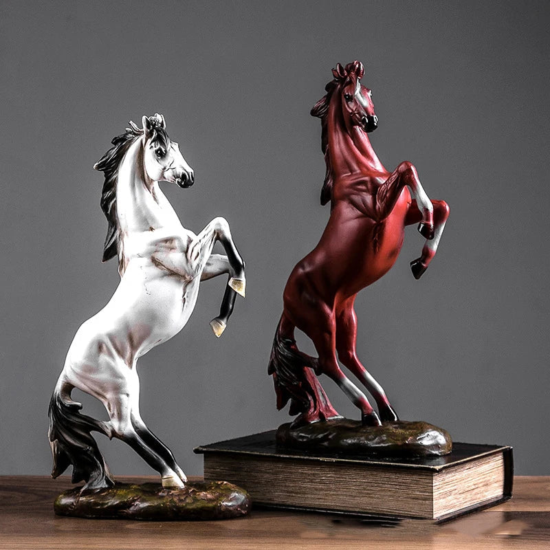European Style  Horse Sculpture Resin Animal Statue  Decoration Souvenir  Gift  Living Room Office Study Desktop Decoration Perfecsy