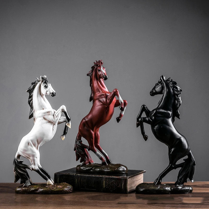 European Style  Horse Sculpture Resin Animal Statue  Decoration Souvenir  Gift  Living Room Office Study Desktop Decoration Perfecsy